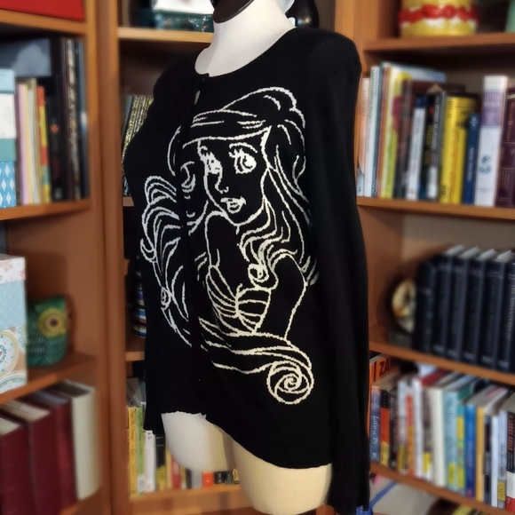 Torrid Disney Little Mermaid Ariel Black and White Button Down Cardigan Sweater - Picture 3 of 6